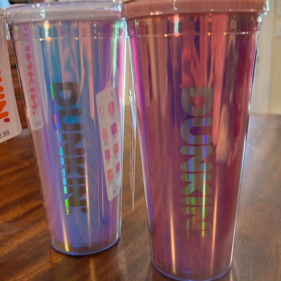 “ Everybody runs on Dunkin’ ”🧊🧋🧊 - Picture 2 of 9